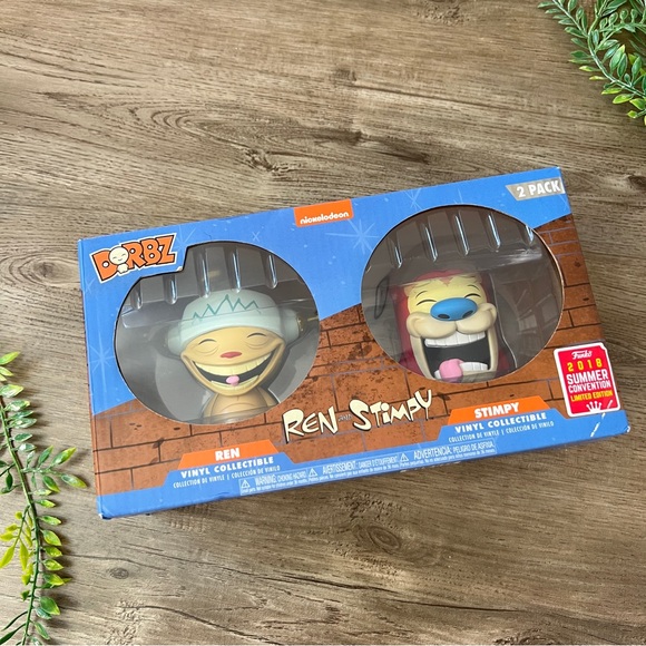 Ren & Stimpy Vinyl Funko Figures - Picture 9 of 10